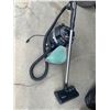 Image 1 : Filter queen vac