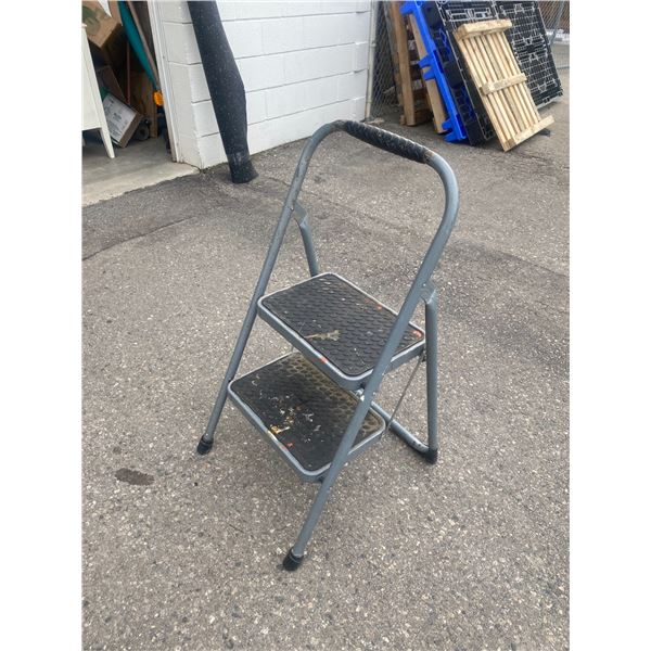 Step ladder