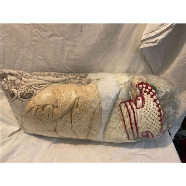 Lot of assorted lace, vintage table cloths etc