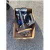 Image 1 : Assorted tools