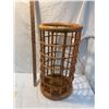 Image 2 : Plant stand or umbrella stand
