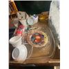 Image 1 : Assorted collectibles