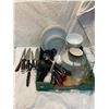 Image 1 : Kitchen items