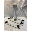 Image 1 : Adjustable rollers