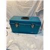Image 1 : Toolbox and contents