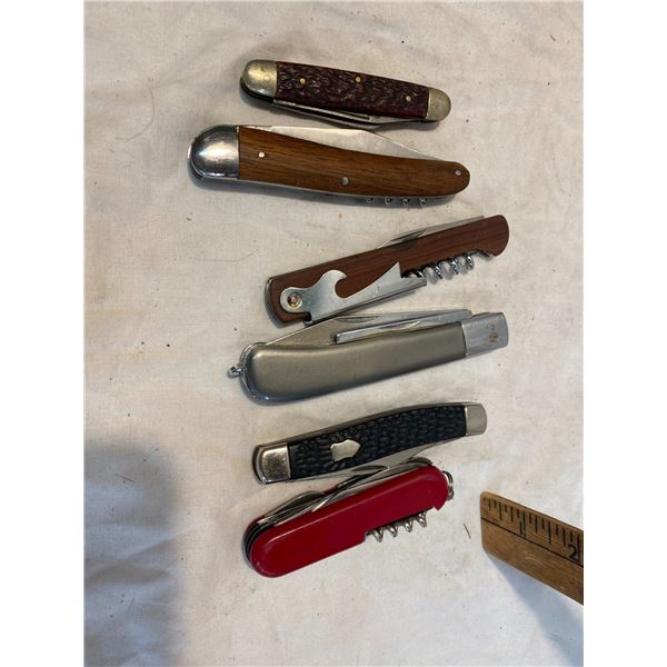 Lot of pocket knives