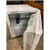 Image 2 : mini fridge tested and working