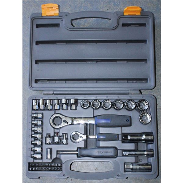 Maximum Apprentice Socket Set MASTERCRAFT MAXIMUM RATCHET / SOCKET SET