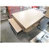Image 1 : 5 Wooden Folding Tables