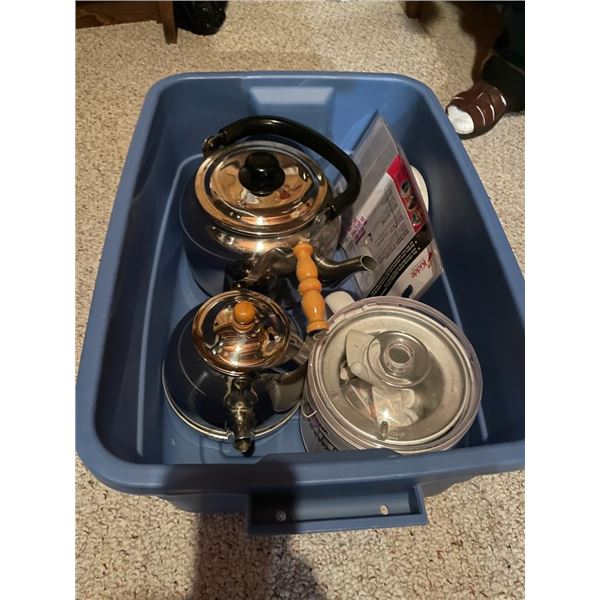 Assort Kettles/Crock pot/Electric Fry Pan