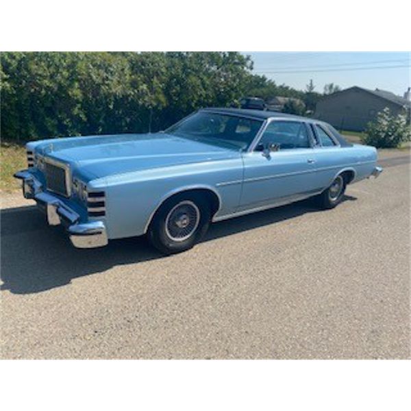 1975 FORD LTD 