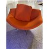 Image 2 : Vintage Cassina Orange Chair