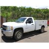 Image 1 : 2012 Chevy Silverado 2500HD Service Truck, Lic. 350TTW (Starts & Runs - See Video)