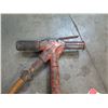 Image 2 : Red Pneumatic Hammer w/ Air Hose & Spade Paving Breaker