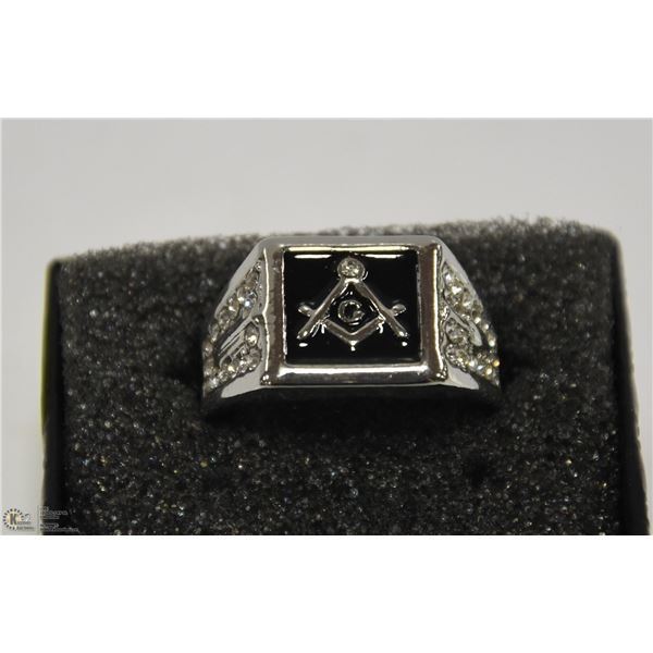 SILVER TONE MASONIC RING SIZE 10.5