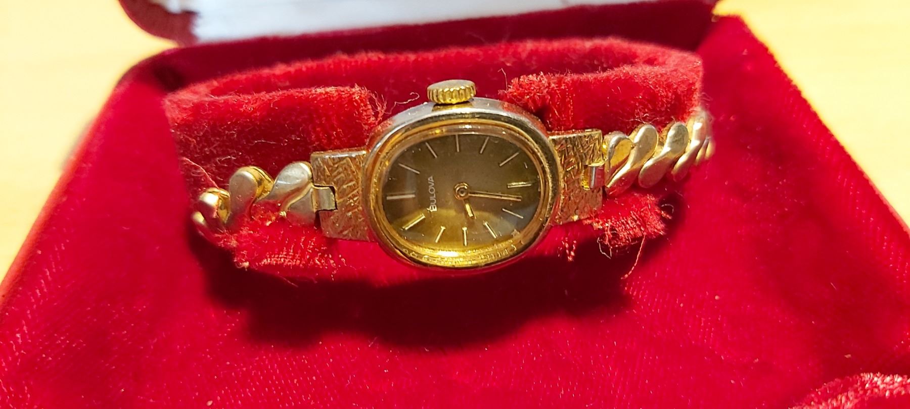 Vintage Bulova Watch with original Bulova Watch Case