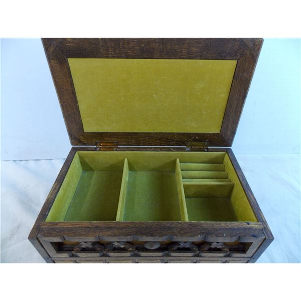 Vintage Pat Yoshikawa Wood Jewellry Box - Made in Japan