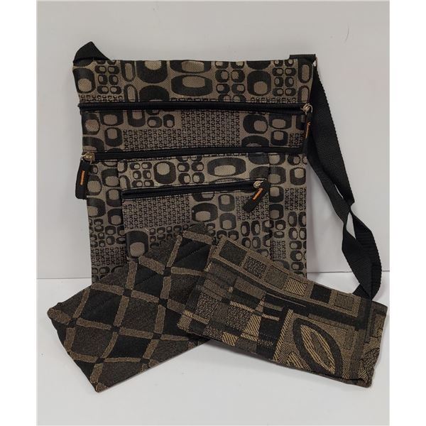 New - Crossbody Fashion Purse with 2 Accessory Bags