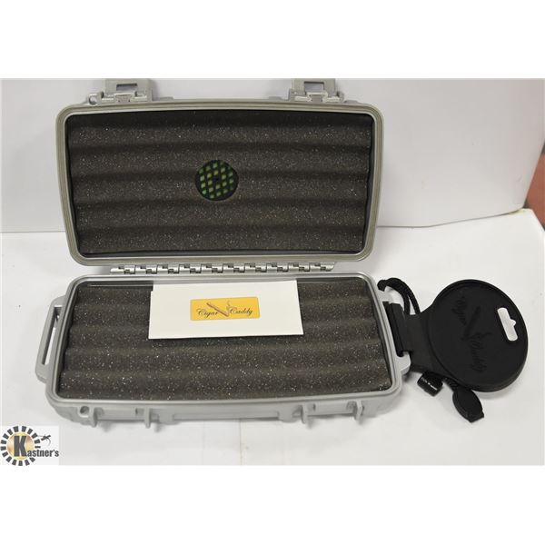 New Cigar Caddy Travel Humidor - Holds 5 Cigars - Silver Tone