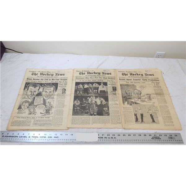 1952 Hockey News - Front Page featuring Woody Dumart Art March 15, March 22, & March 29 issues
