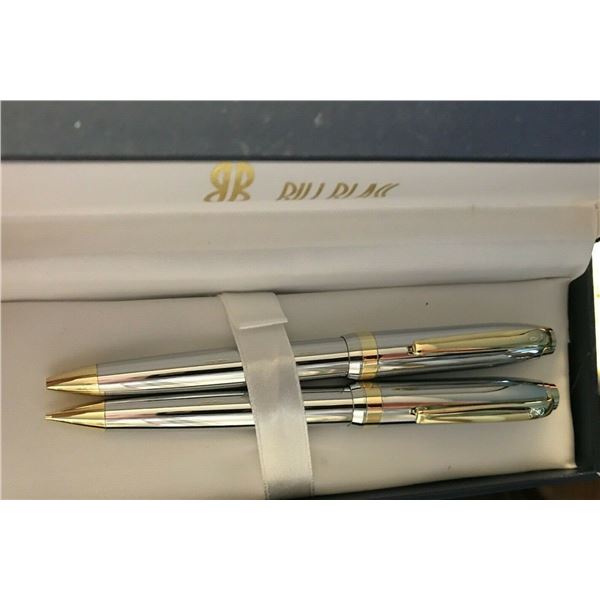 Bill Blass Gold & Silver Pen Set