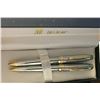 Image 1 : Bill Blass Gold & Silver Pen Set