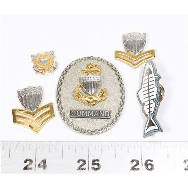 #220 LOT OF 5 AMERICAN INSIGNIA + COMMAND BADGE