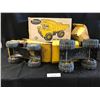 Image 5 : Mighty Tonka Dump Truck No. 3900, Bucket & Axel & Mighty Diesel Dump Truck