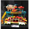 Image 4 : Vintage Fisher Price Play Family Airport