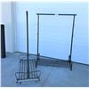 Image 1 : 2 Metal Clothes Racks