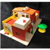 Image 8 : Fisher Price Play Family Village - Barber Shop, Police Station, Garage, Fire House, Post Office & Th