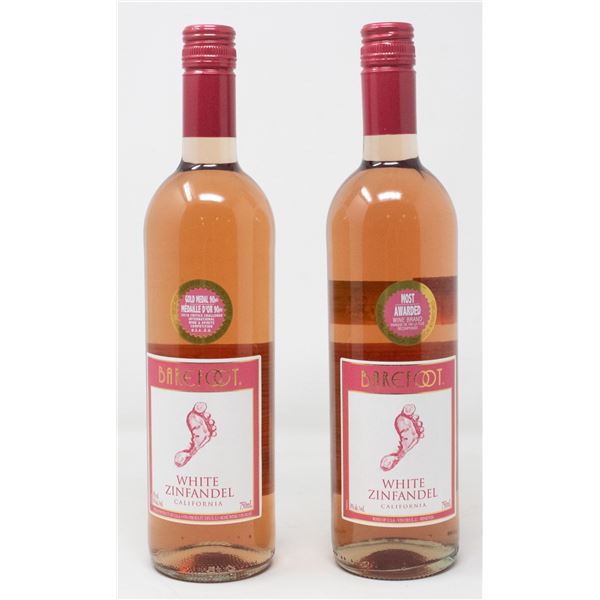 2 BOTTLES OF BAREFOOT WHITE ZINFANDEL