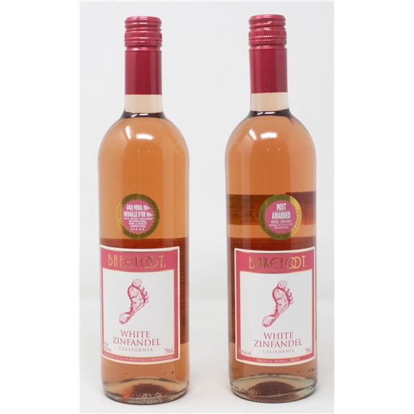 2 BOTTLES OF BAREFOOT WHITE ZINFANDEL