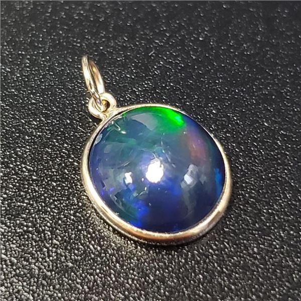 10K Yellow Gold Black Opal (Smoked)(1.8ct) Pendant, Retail Value $600
