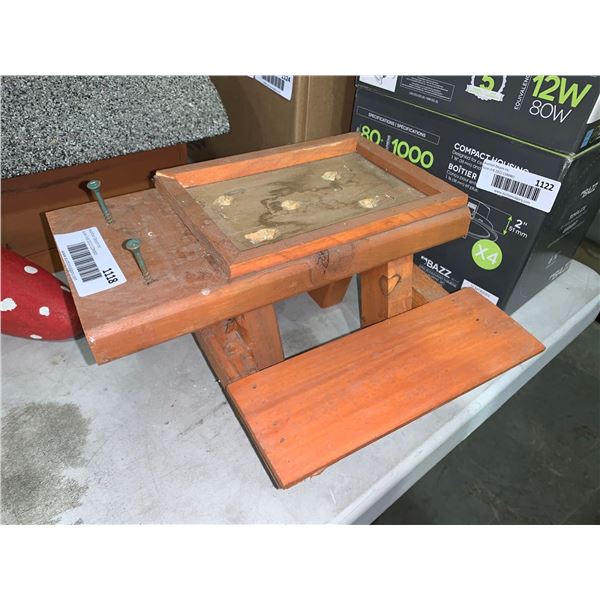 New Handmade Wooden Squirrel Feeding Picnic Table with Fence Hanging Hardware