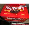 Image 2 : Vachon Mega Brownies with Peanuts 2X963g