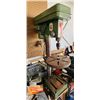 Image 2 : 3/4" TRUE PROFESSIONAL BENCH TOP DRILL PRESS