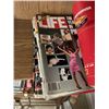 Image 1 : LOT LIFE MAGAZINES