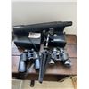 Image 1 : 2 PAIR BINOCULARS AND TELESCOPE