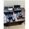 Image 2 : 2 PAIR BINOCULARS AND TELESCOPE