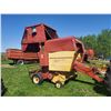 Image 2 : NEW HOLLAND 853 ROUND BALER MODEL 853 SIN # 734788