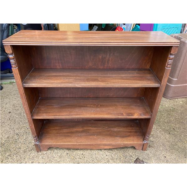 WOODEN BOOKSHELF
