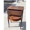 Image 3 : PETITE WOODEN SEWING TABLE