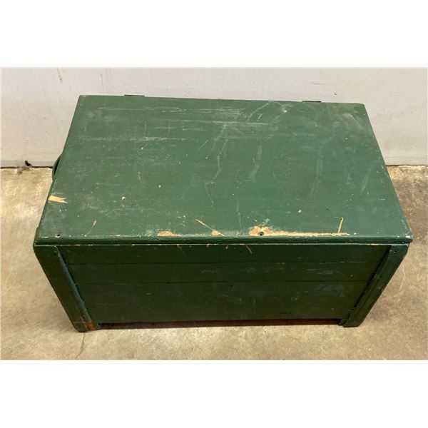 WOODEN SMALL TRUNK PAINTED GREEN