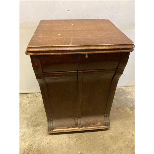 VINTAGE SEWING CABINET WITH NEW HOME SEWING MACHINE