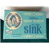 Image 2 : Mint in box tin lithograph sink made by "wolverine toys" box is approx 15" tall