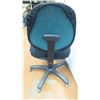 Image 3 : *Swivel Office Chair with cover