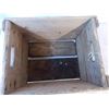 Image 4 : Palm Dairies Saskatoon milk crate
