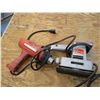 Image 2 : (2) Black & Decker power tools (heat gun)
