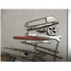 Image 2 : lot of misc hand tools